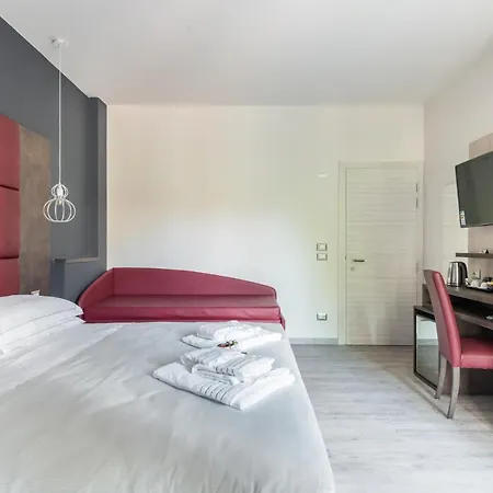 ゲストハウス Le Nove Muse 4*